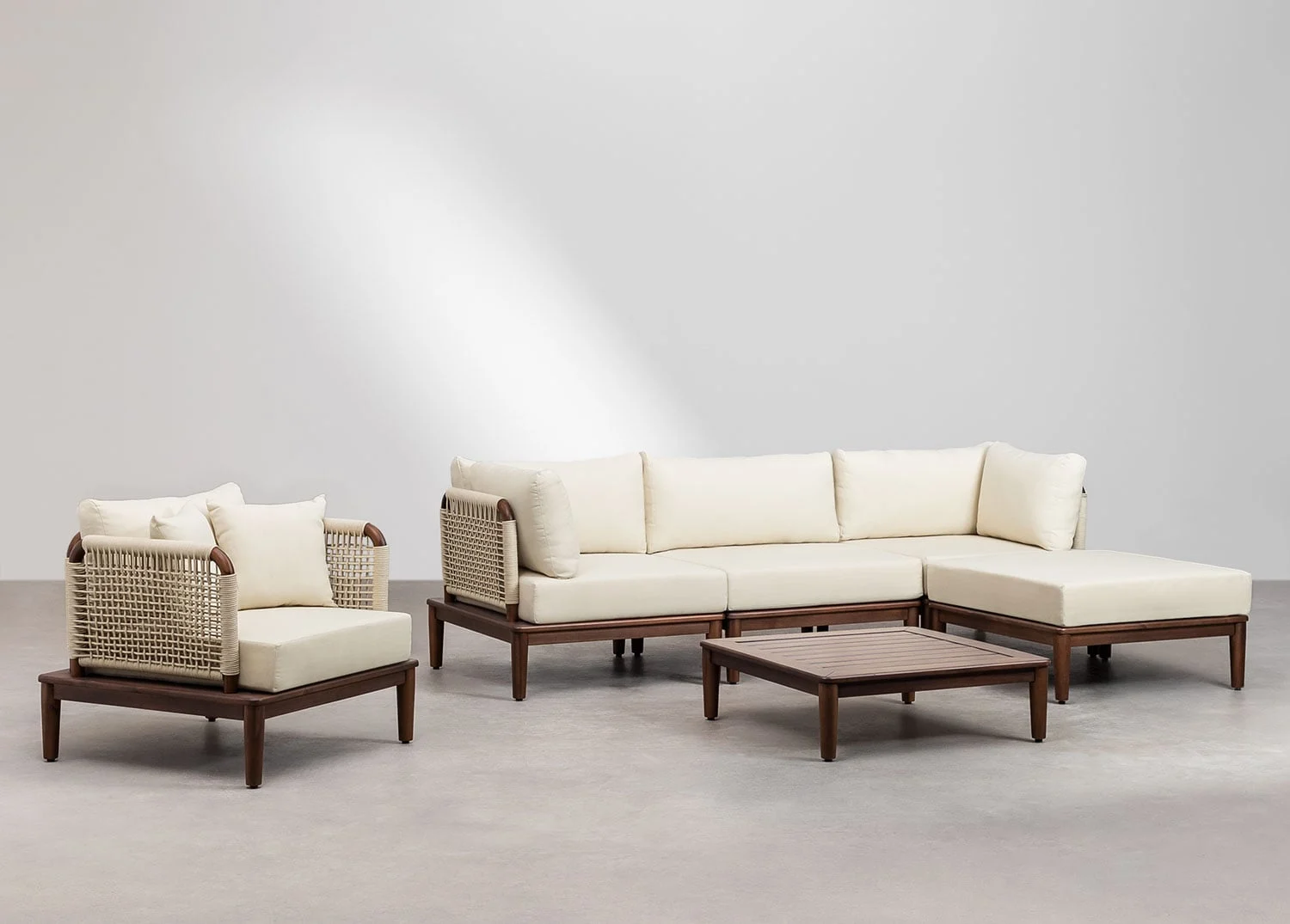 Garten-Set mit 3-teiliger modularer Sofagarnitur, bestehend aus 2 Ecksesseln, Hocker, Sessel und Couchtisch aus Akazie Giulia