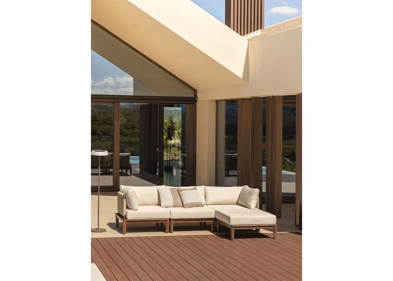 Modulares 3-teiliges Gartensofa mit 2 Ecksesseln und Hocker aus Akazie Giulia