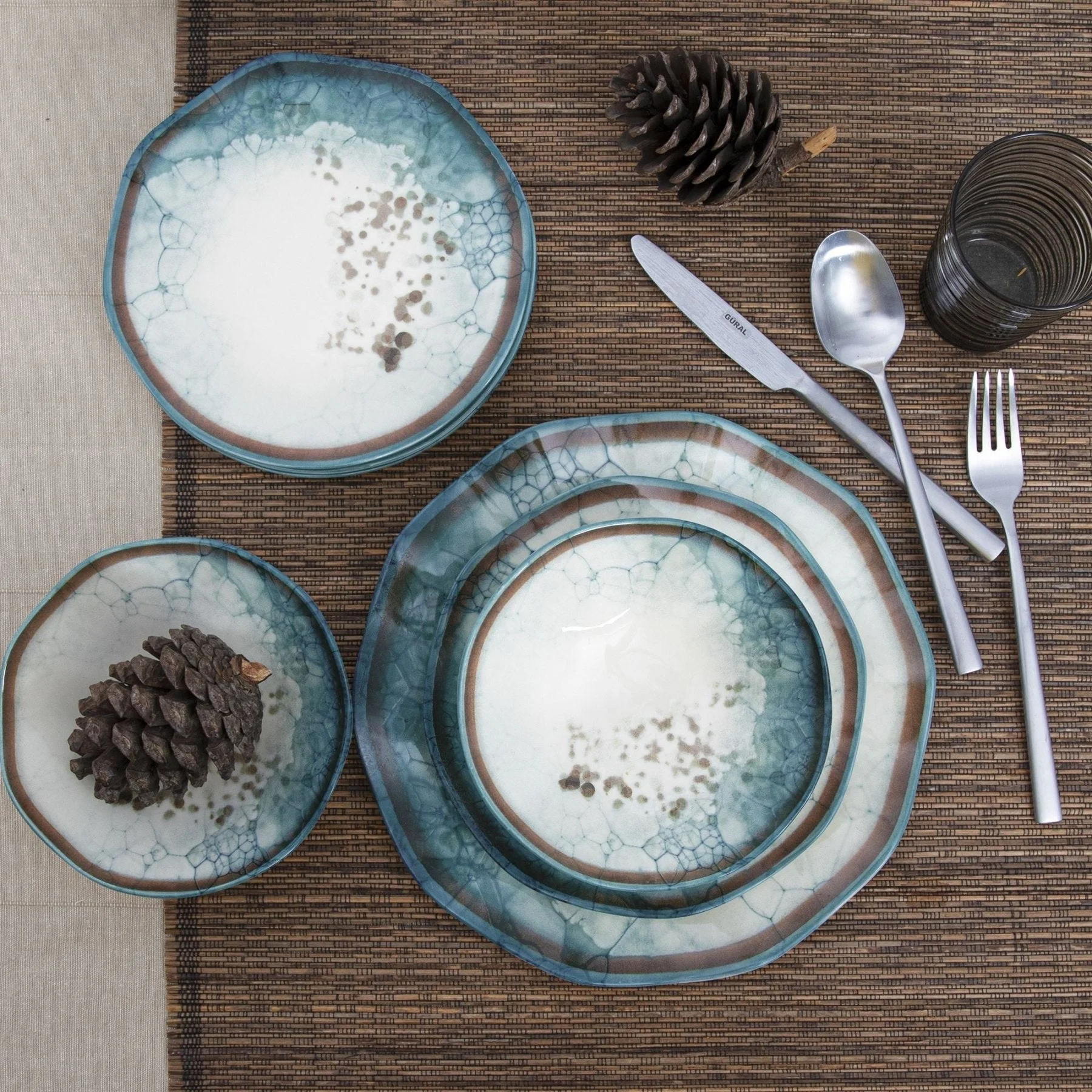 Porzellangeschirr-Set – 24-teilig – Ozeanblau – Lagune