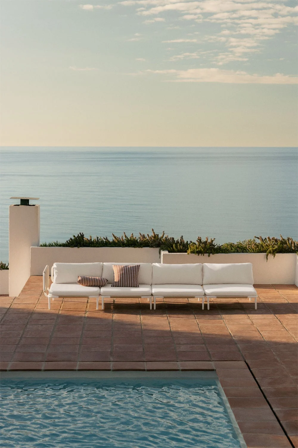 Modulares 4-teiliges Eck-Gartensofa aus Stahl Roubly