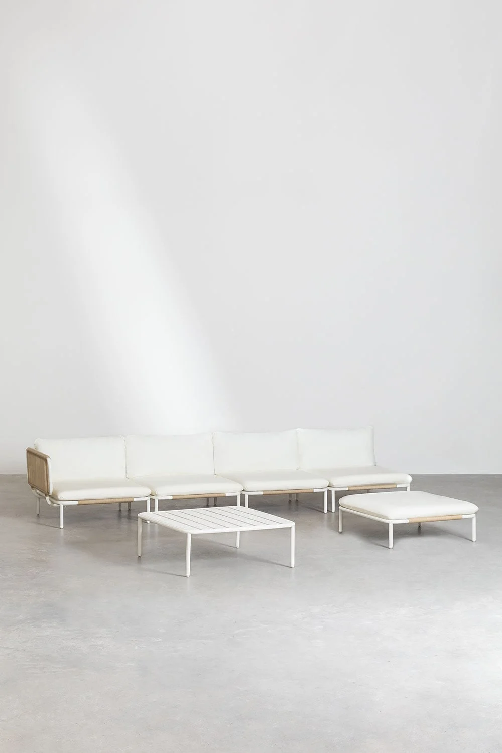 Gartenset mit 4-teiliger modularer Eckcouch, Couchtisch und Hocker aus Roubly-Stahl