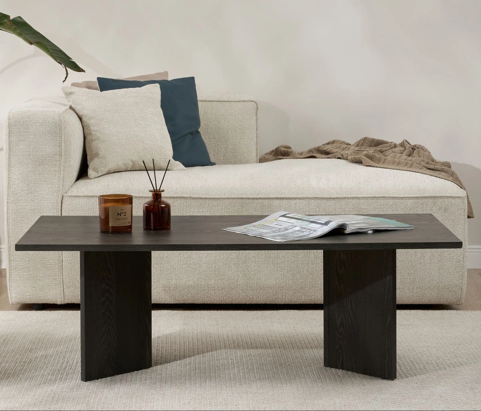 Rechteckiger Couchtisch aus schwarzem Melamin Sabin 119x60 cm
