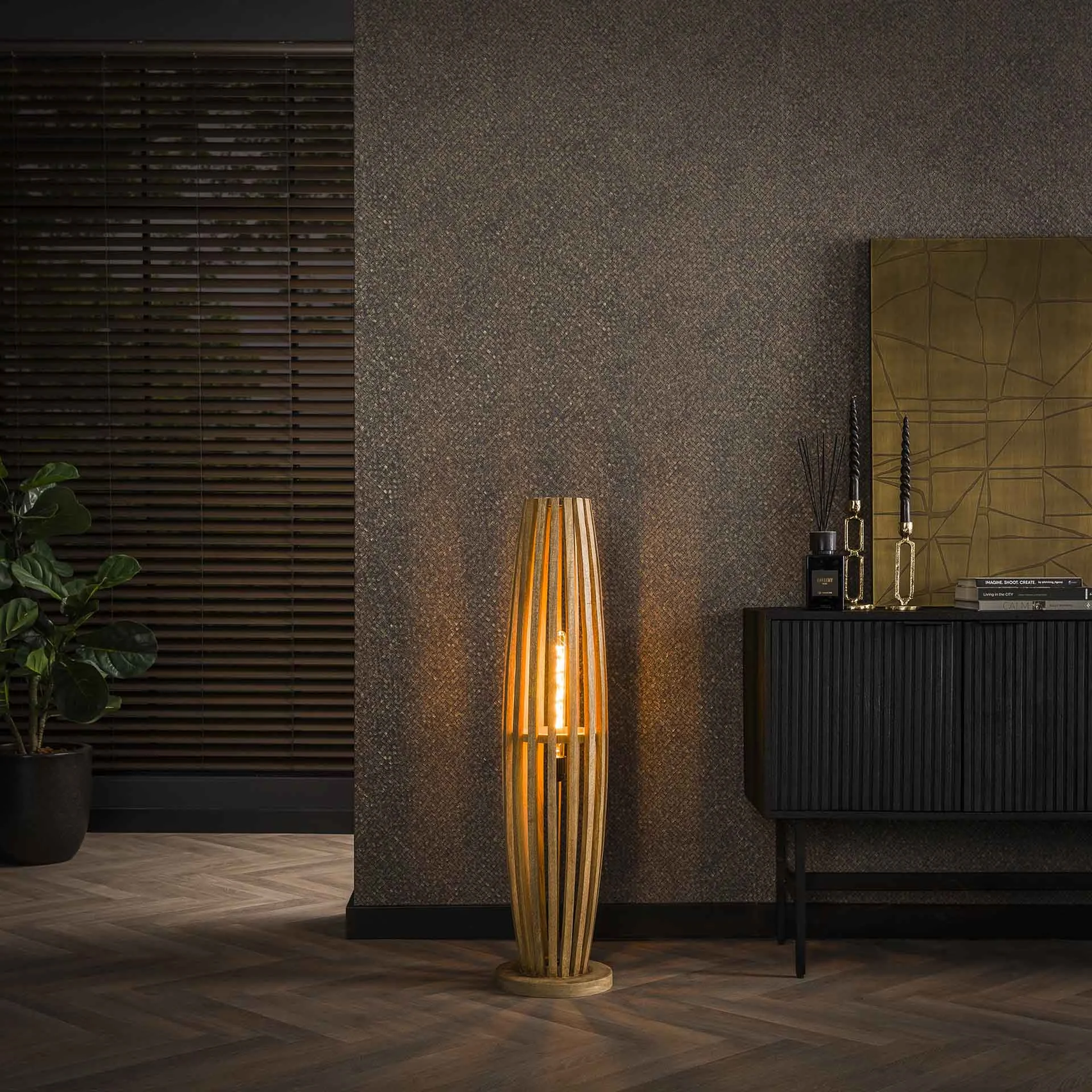 Stehleuchte Jalou Mangoholz 1 Lichtquelle