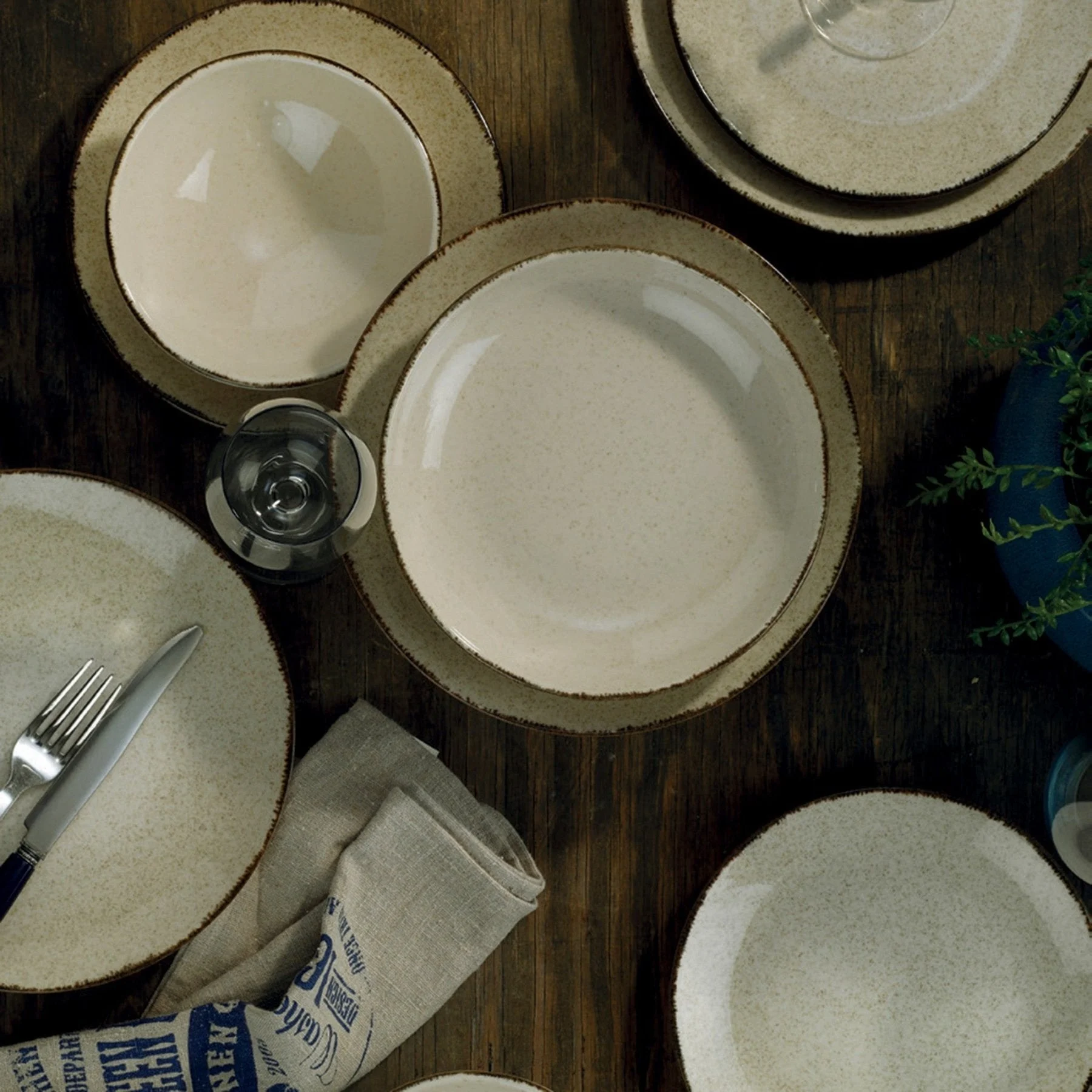 Porcelain tableware set - 24 pieces - Sand rustic - Sand