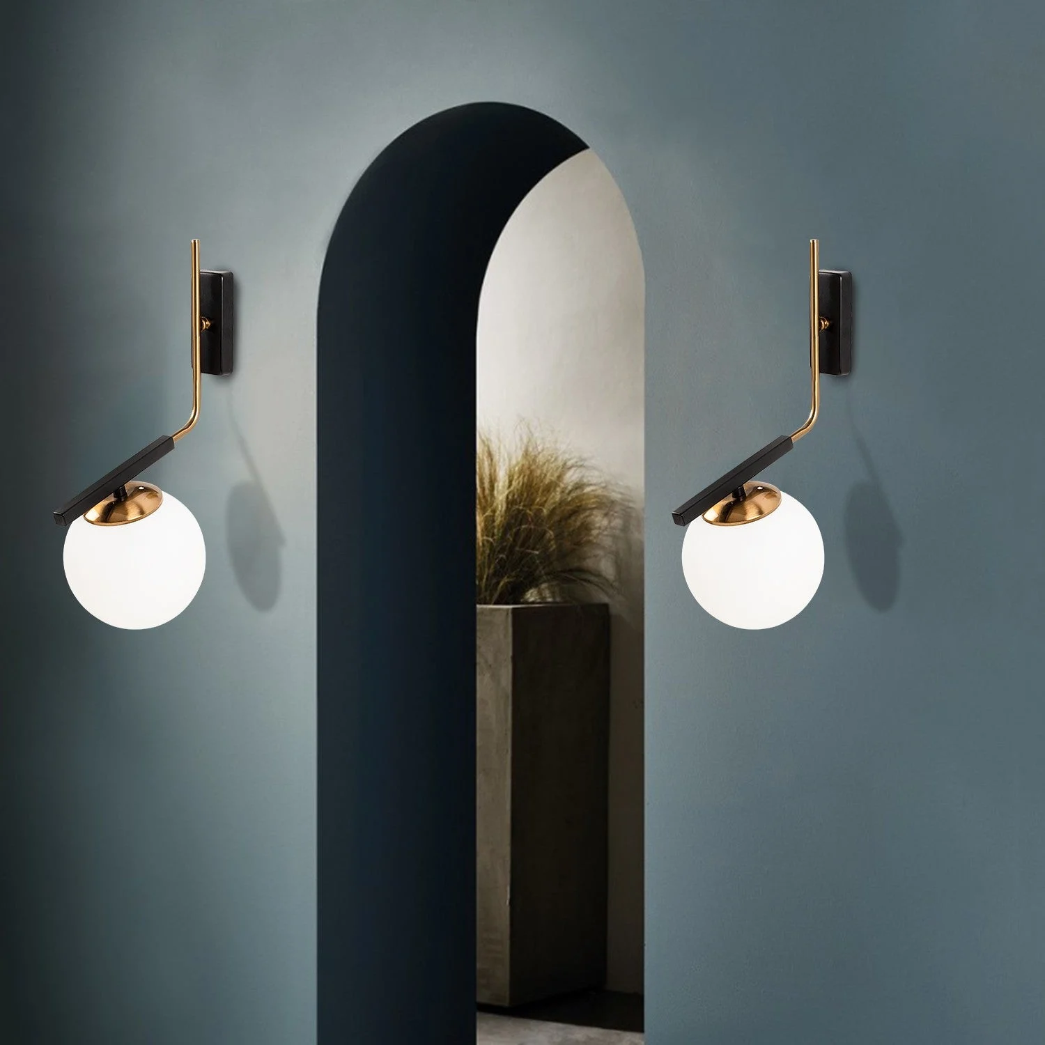 Wandlampe Crux aus schwarzem Glas