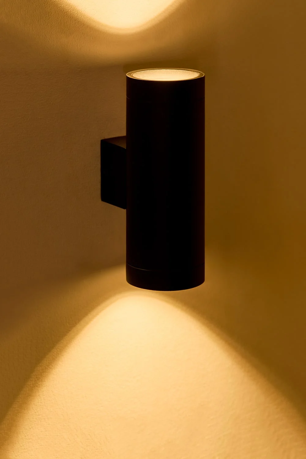 Aluminium-Außenwandleuchte mit 2 Lichtpunkten Sileno