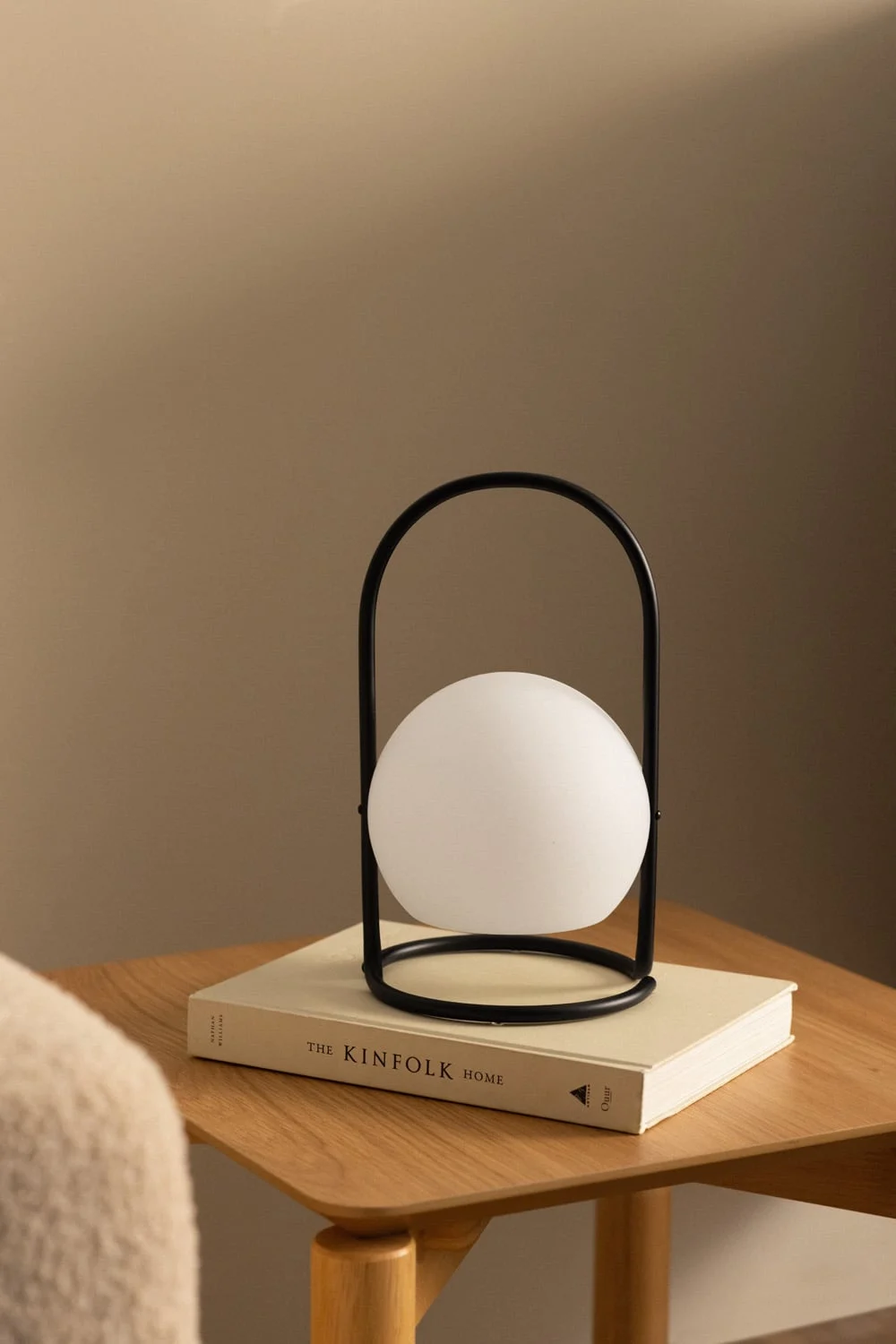 Kabellose LED-Tischlampe aus Polyethylen Balum