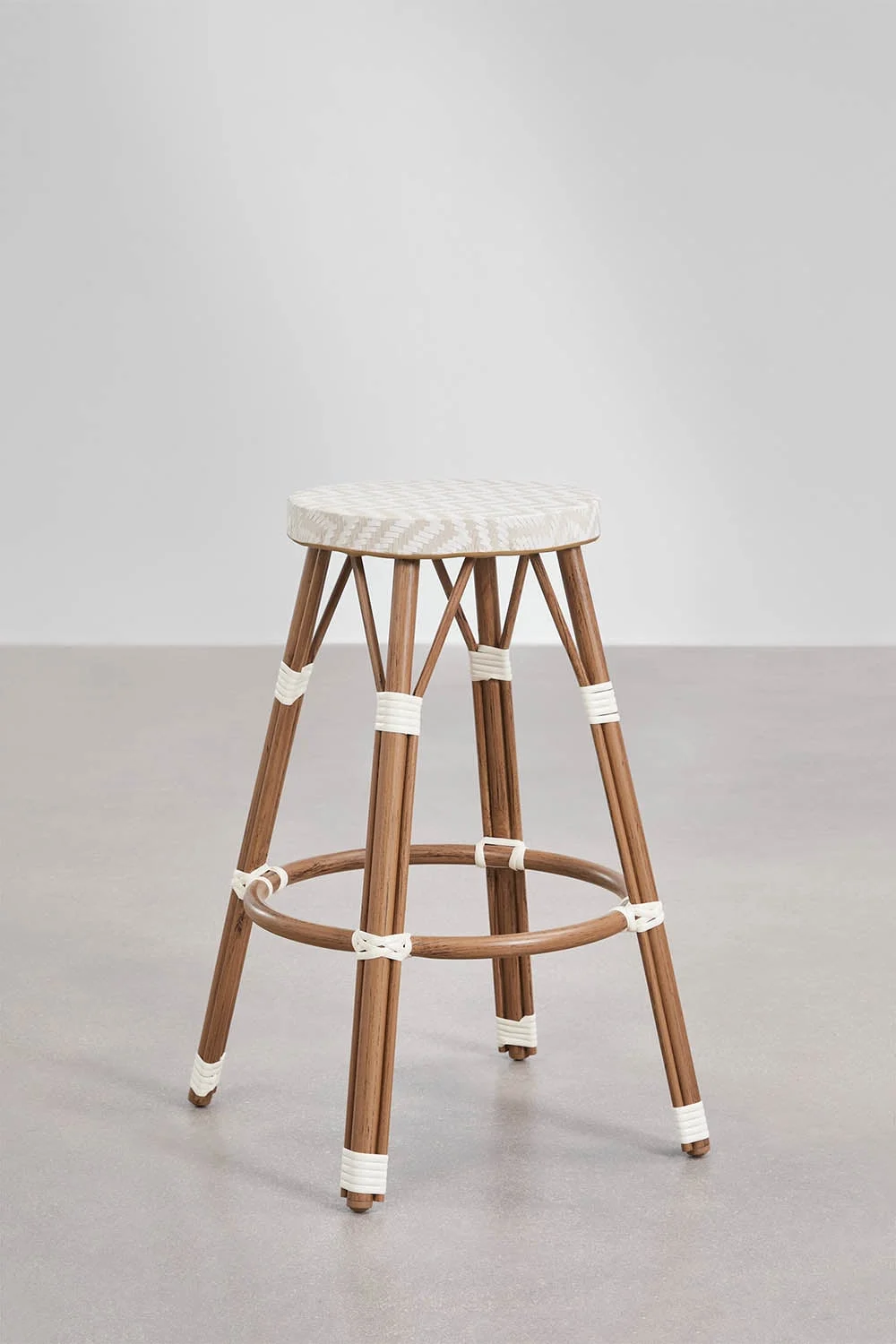 Hoher Gartenhocker aus Aluminium und synthetischem Rattan Brielle Bistro