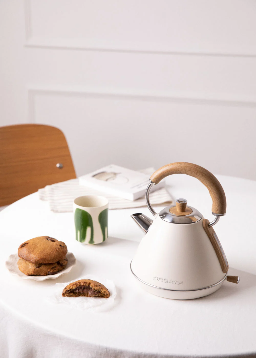 CREATE - KETTLE RETRO - Elektrischer Wasserkocher