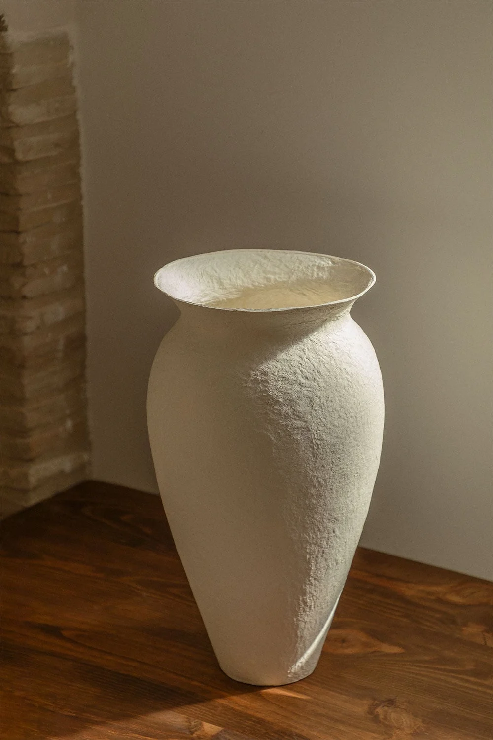 Handgefertigte dekorative Vase aus Pappmaché Brinxel
