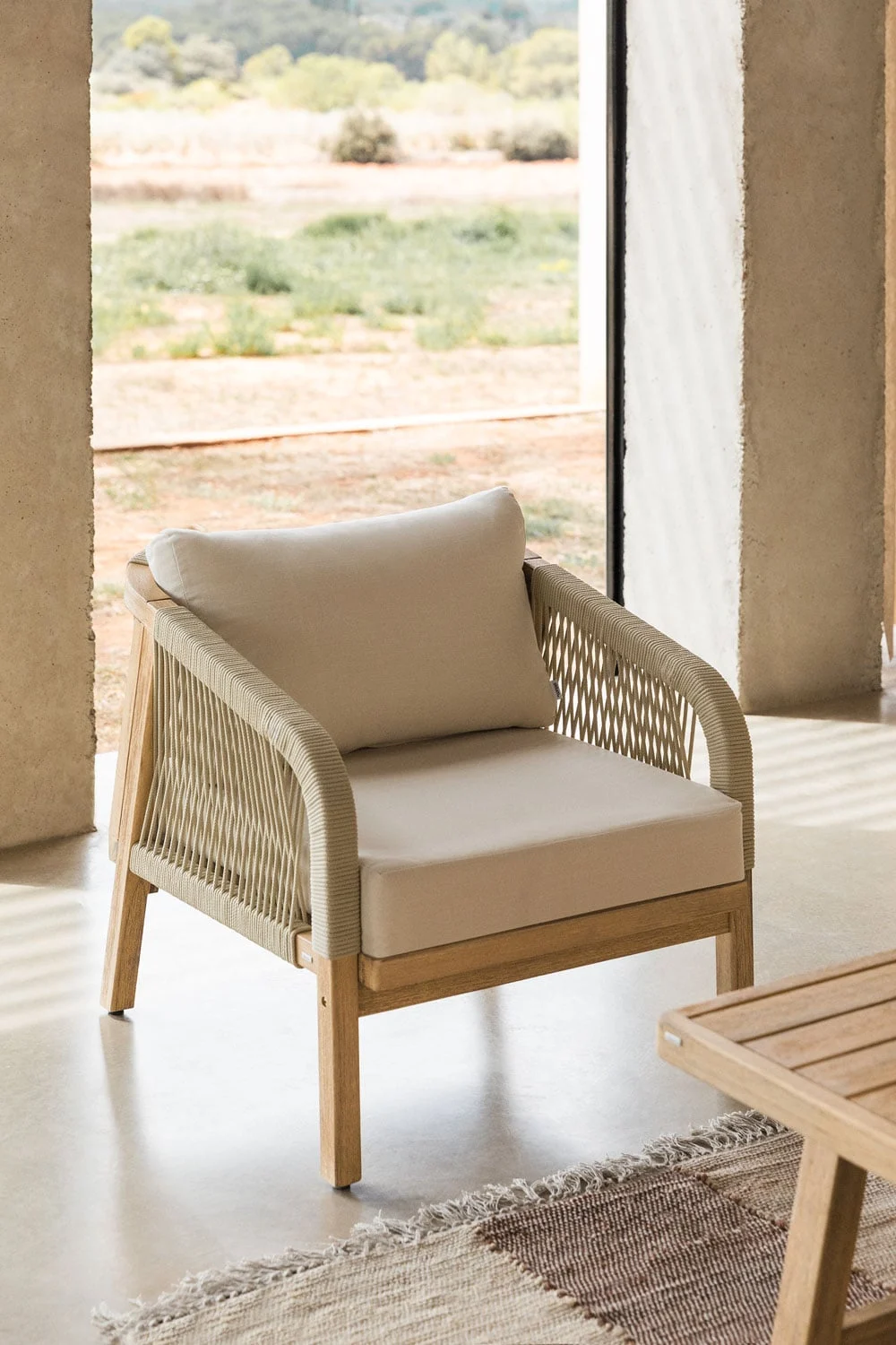 Sessel aus Akazienholz Dubai