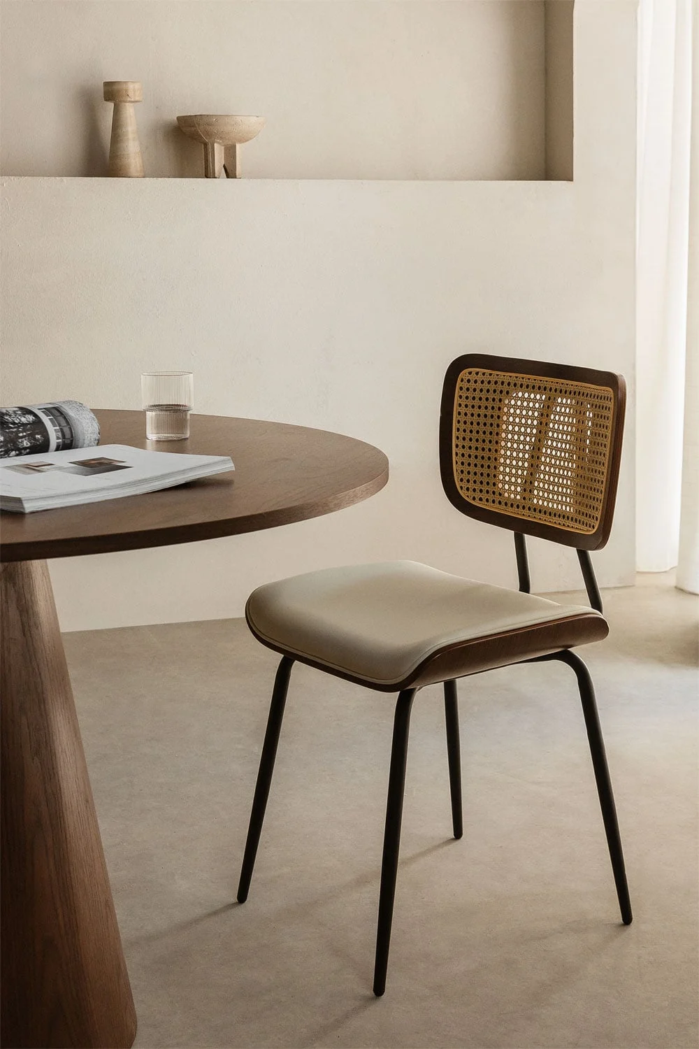Esszimmerstuhl aus holz, rattan und kunstleder Raysa