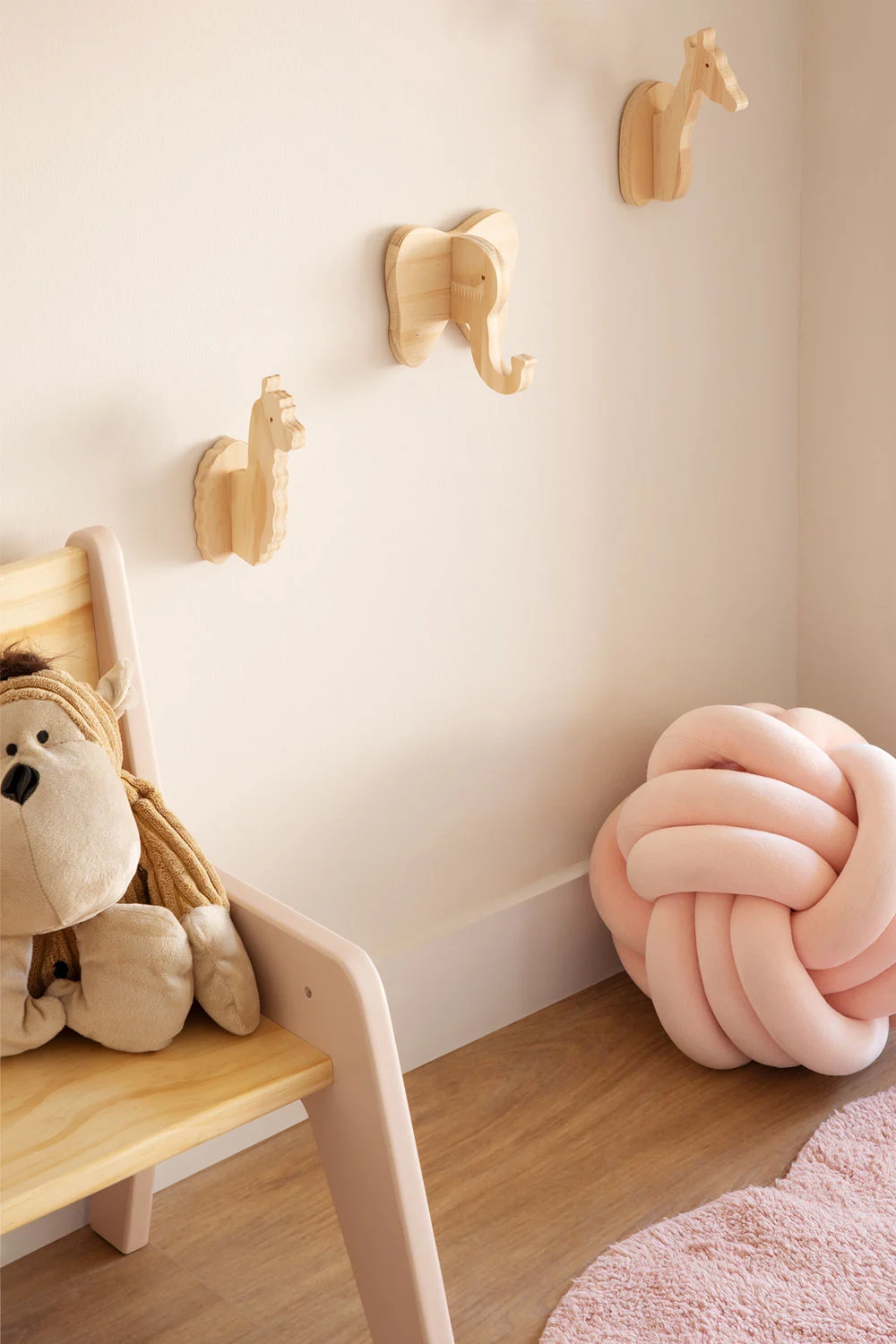 Wandgarderobe aus Holz Pypa Kids