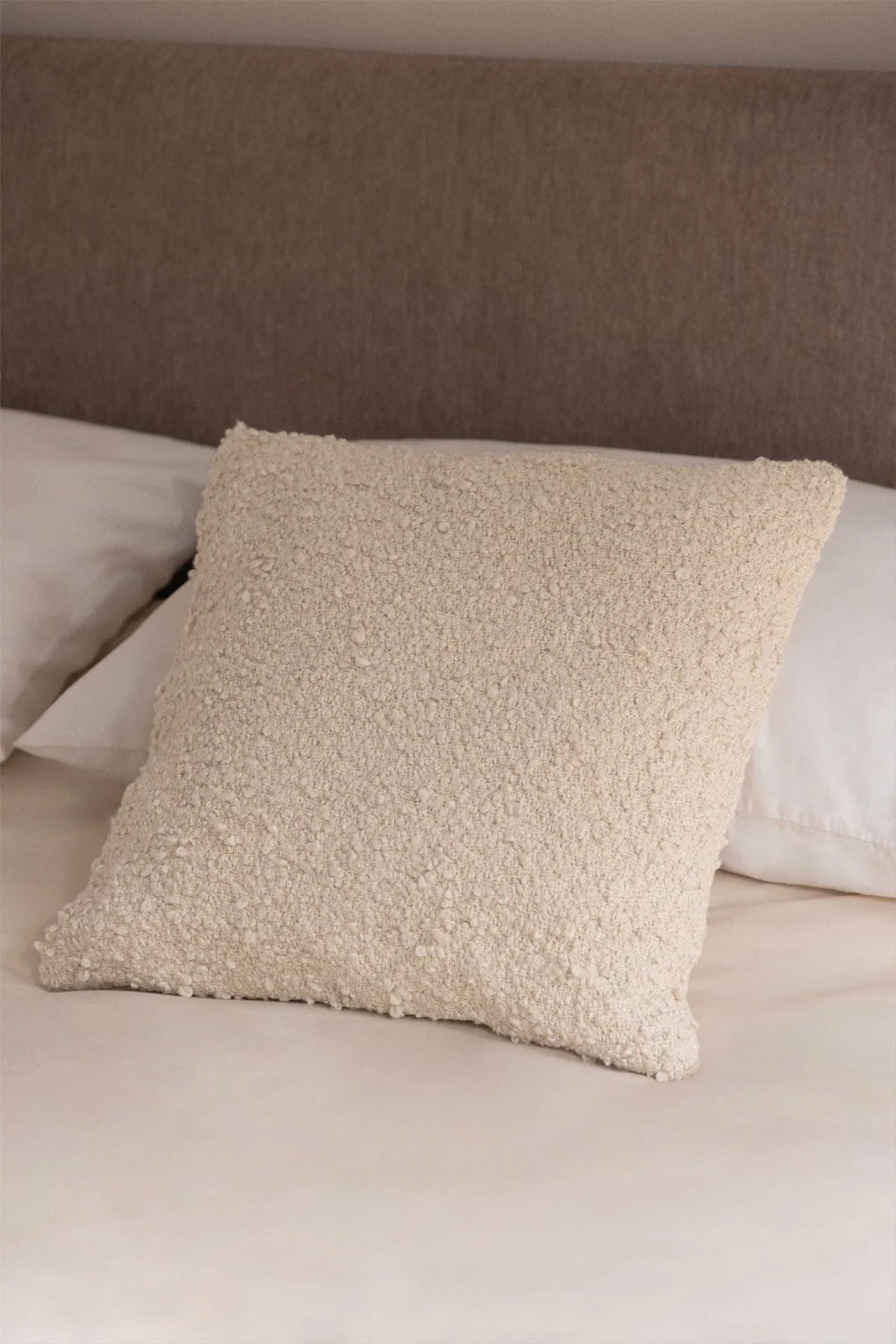 Quadratisches Kissen 45x45 cm aus Zanero Bouclé-Stoff