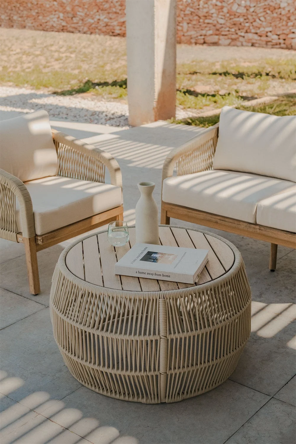 Runder Gartencouchtisch Ø80 cm aus Aluminium und Akazienholz Krot